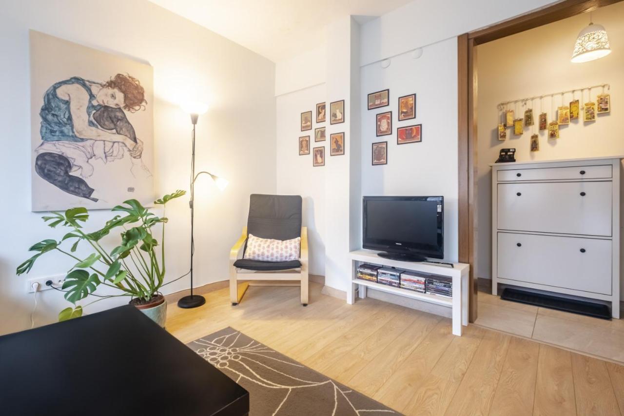 Flat With Balcony Near Bull Statue In Kadikoy Apartment Istanbul Luaran gambar