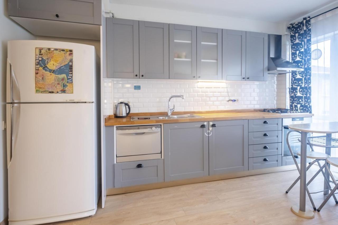 Flat With Balcony Near Bull Statue In Kadikoy Apartment Istanbul Luaran gambar